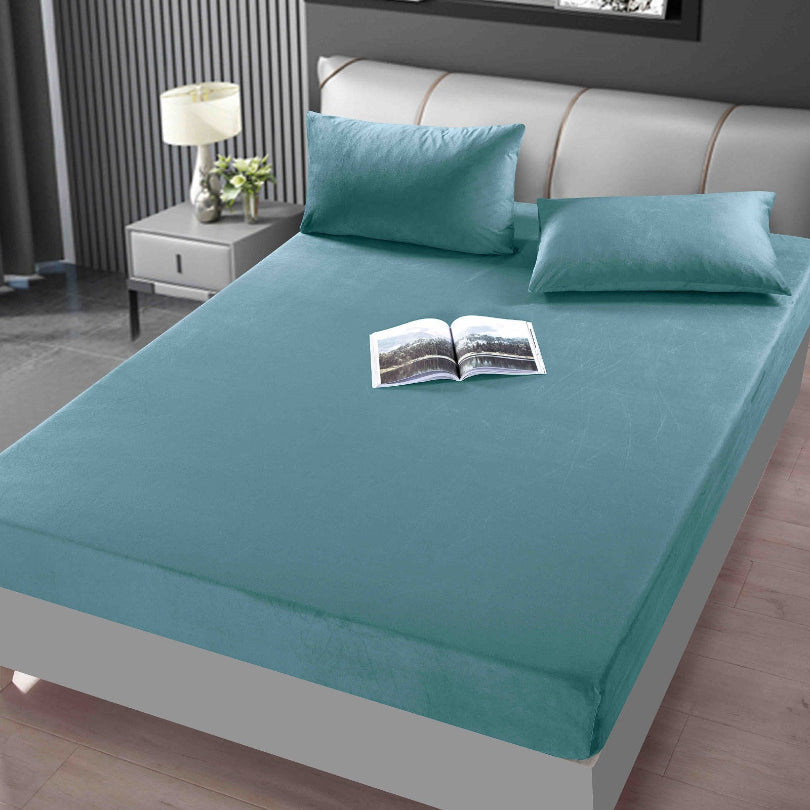 Husa de Pat din Catifea - Set 3 Piese | Calitate Premium si Confort Exceptional | COD 0898-J